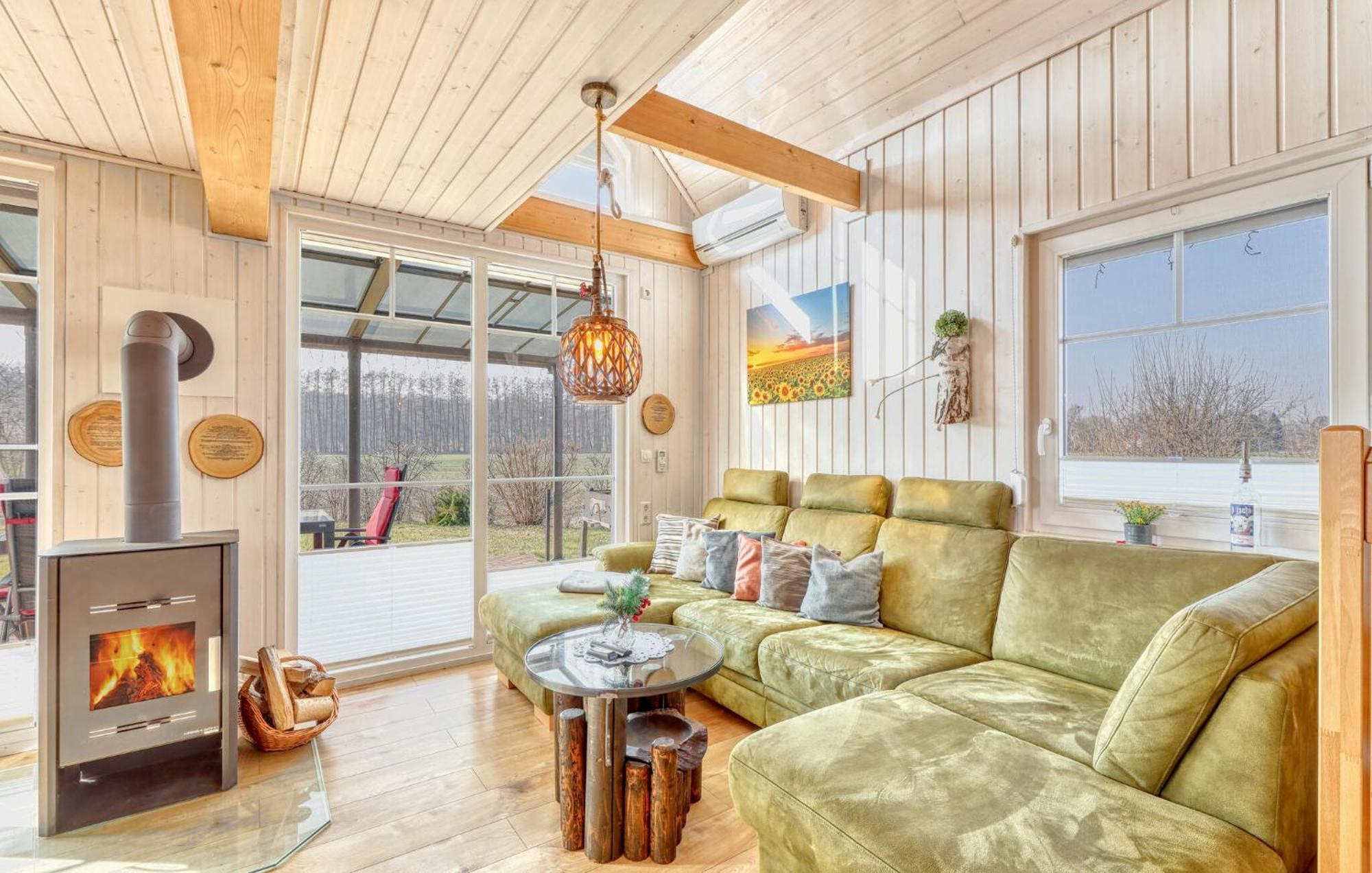 2 Bedroom Beautiful Home In Zerpenschleuse Экстерьер фото